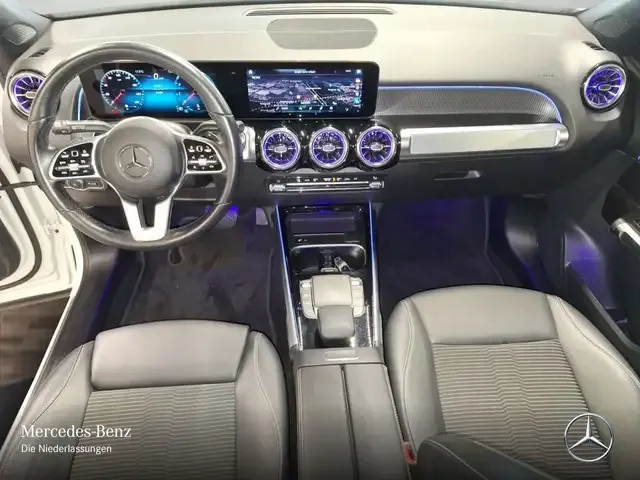 Mercedes-Benz GLB 200