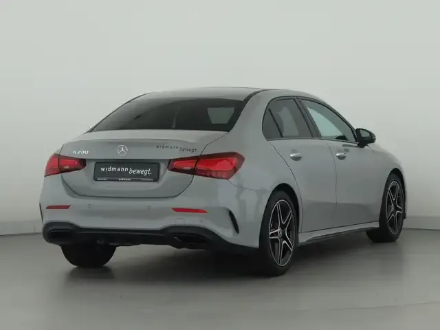 Mercedes-Benz A 200