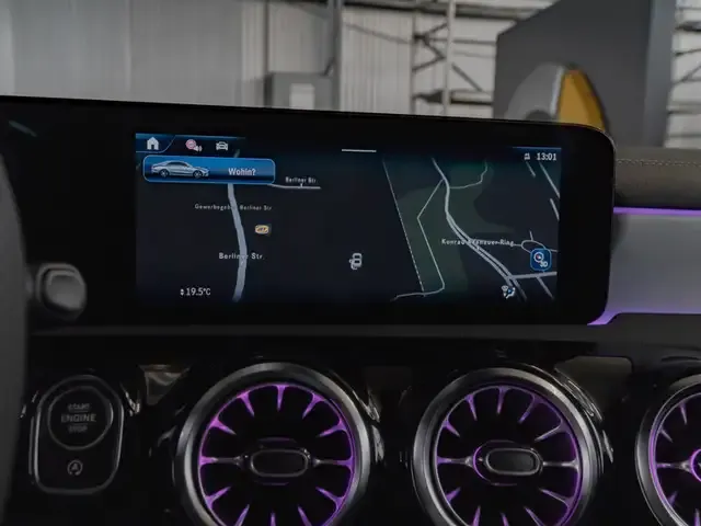 Mercedes-Benz CLA 220