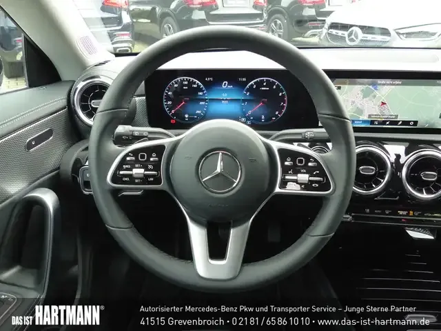 Mercedes-Benz CLA 180