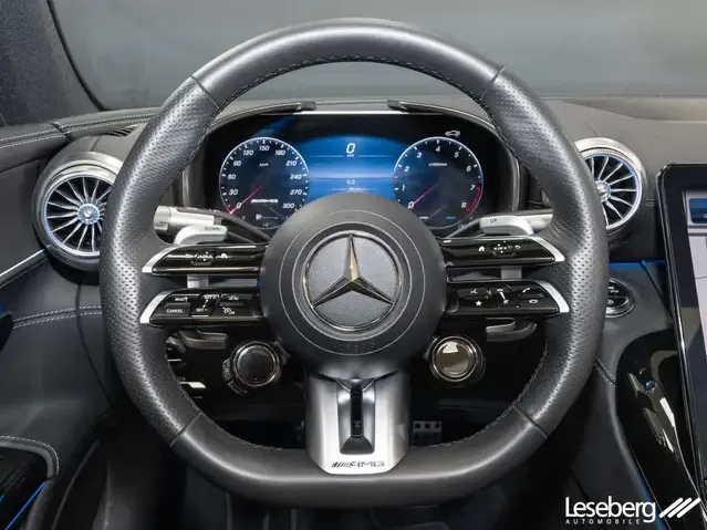 Mercedes-Benz SL 43 AMG