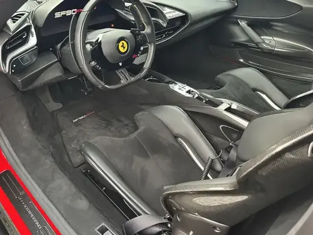 Ferrari SF90 Stradale