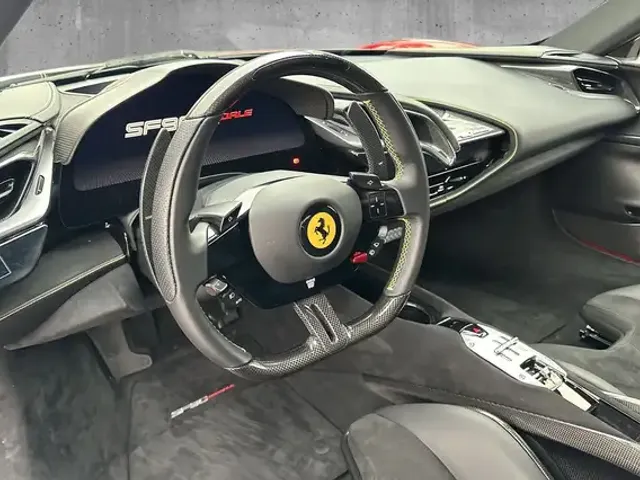 Ferrari SF90 Stradale
