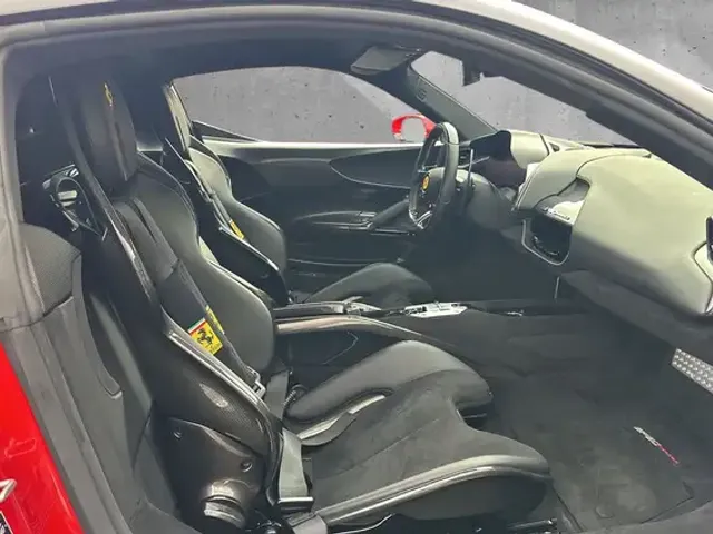 Ferrari SF90 Stradale