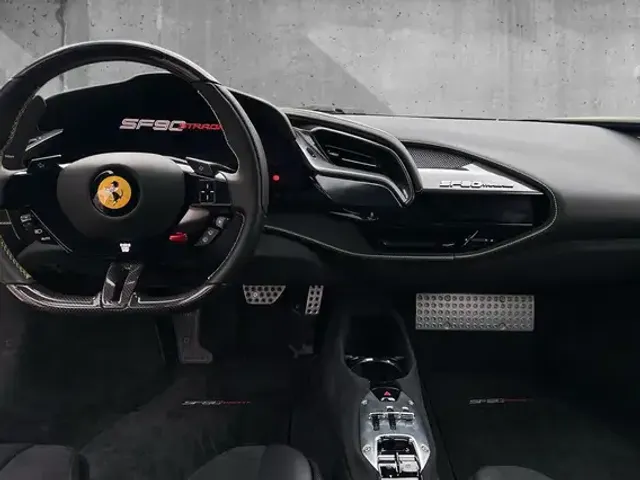 Ferrari SF90 Stradale