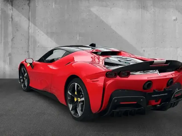 Ferrari SF90 Stradale