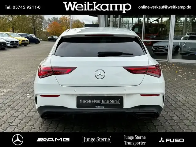 Mercedes-Benz CLA 200