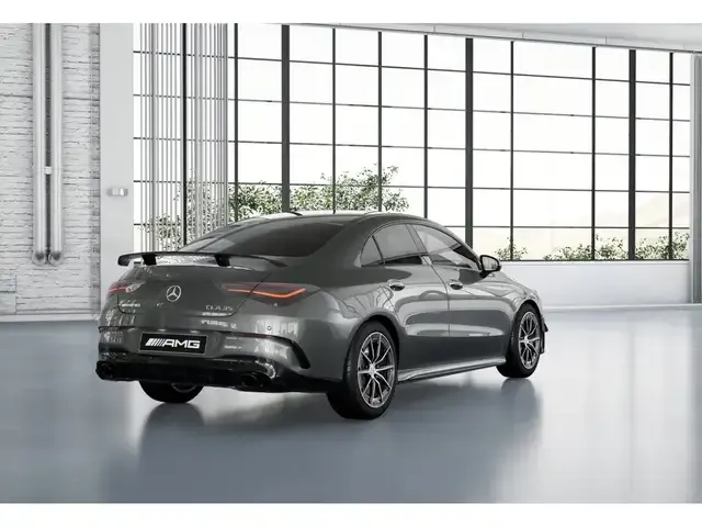 Mercedes-Benz CLA 35 AMG