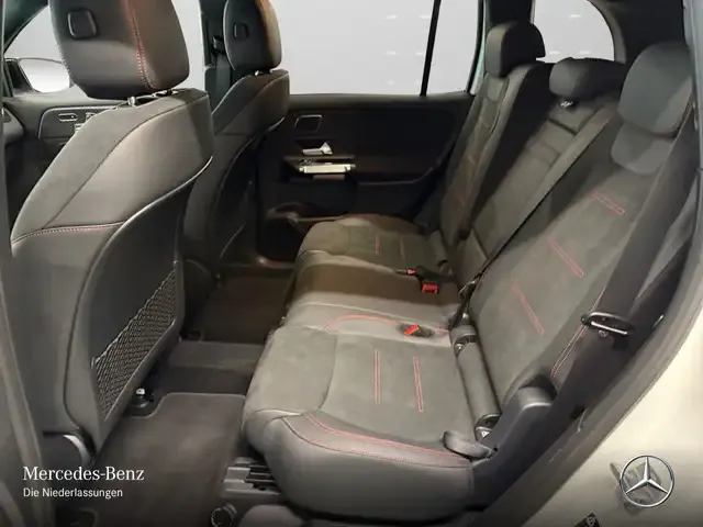 Mercedes-Benz EQB 300