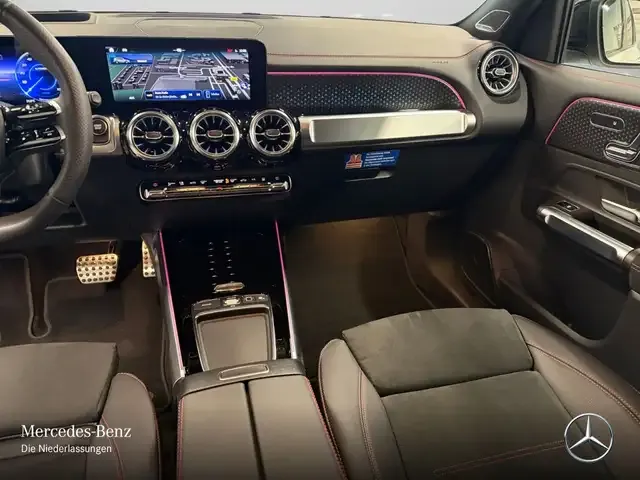 Mercedes-Benz EQB 300