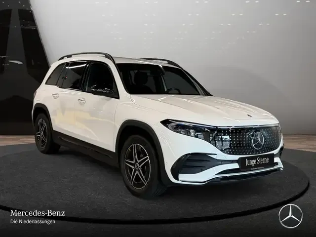 Mercedes-Benz EQB 300
