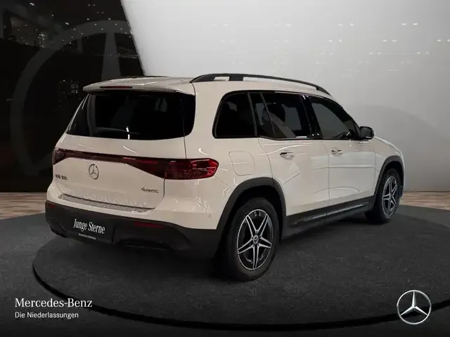 Mercedes-Benz EQB 300