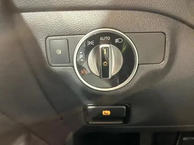 Mercedes-Benz GLA 180