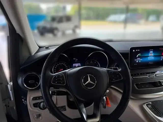 Mercedes-Benz V 300