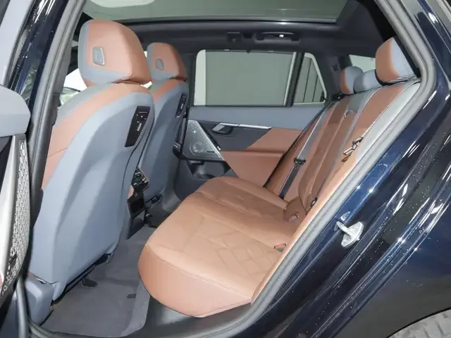 BMW 550