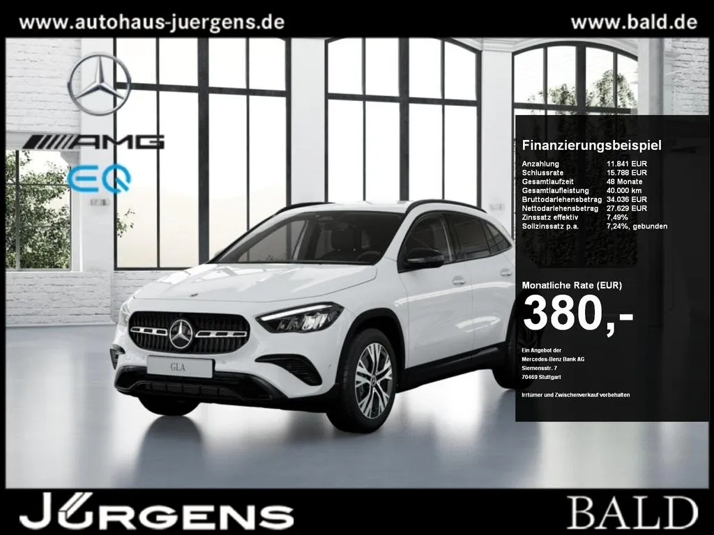 Mercedes-Benz GLA 200