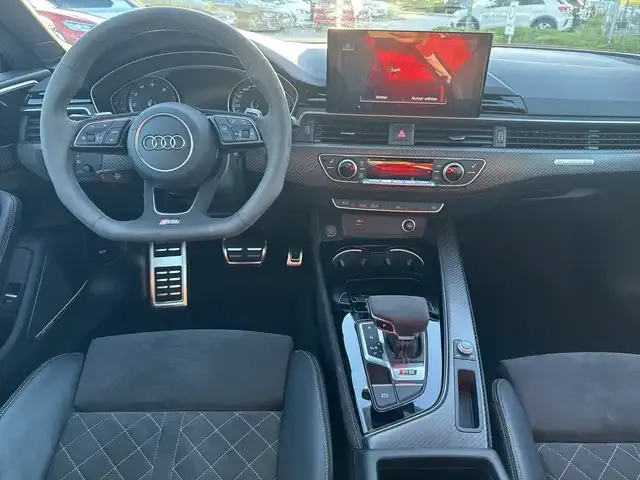 Audi RS5