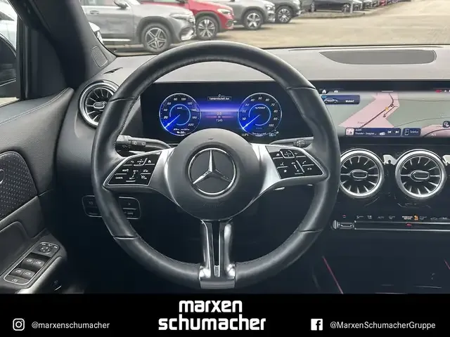 Mercedes-Benz EQA 300