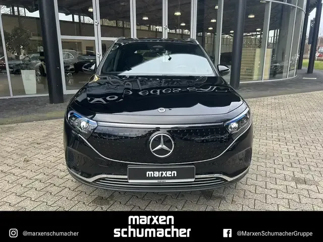 Mercedes-Benz EQA 300