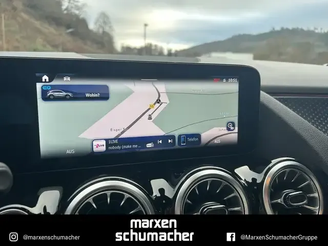 Mercedes-Benz EQA 300