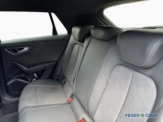 Audi SQ2