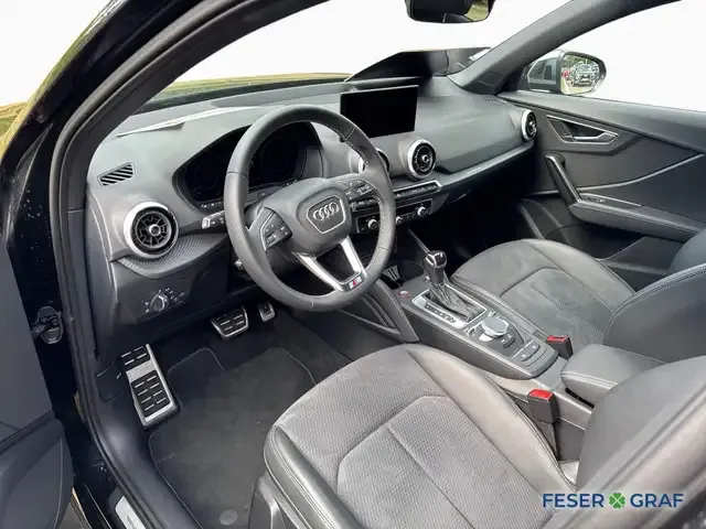 Audi SQ2