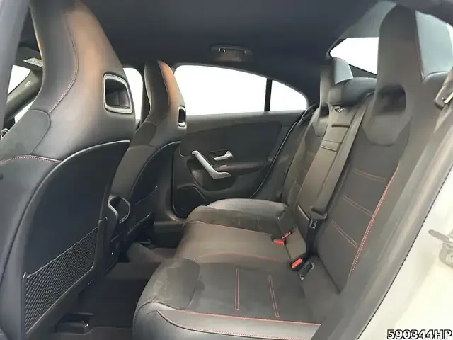 Mercedes-Benz CLA 220