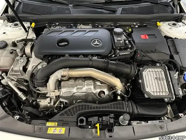 Mercedes-Benz CLA 220
