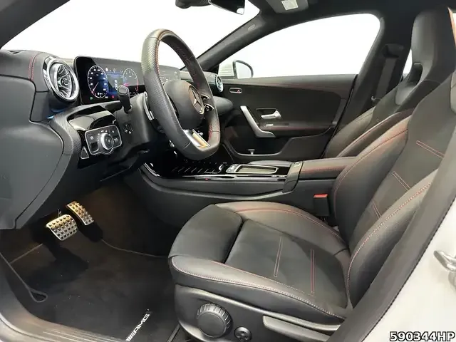 Mercedes-Benz CLA 220