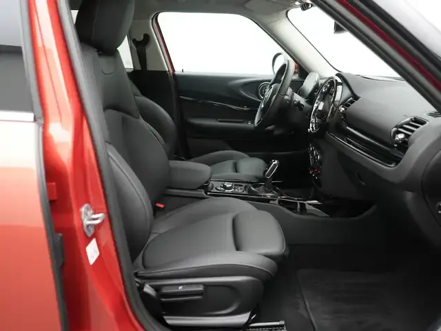 MINI Cooper Clubman
