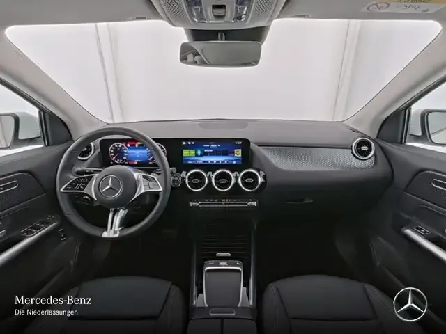 Mercedes-Benz GLA 220