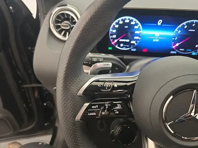 Mercedes-Benz Sonstiges
