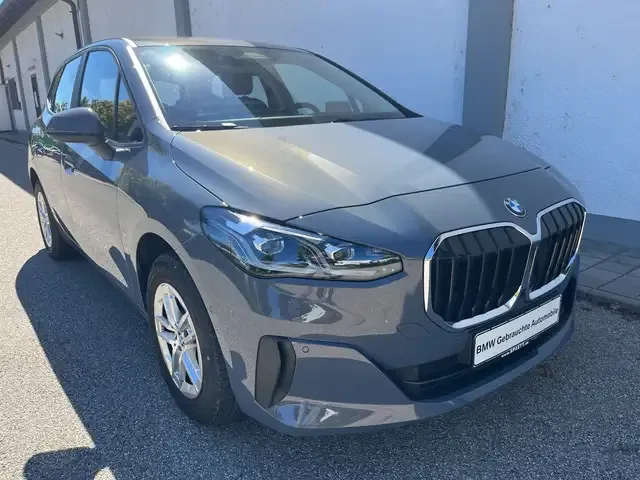 BMW 220