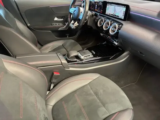 Mercedes-Benz CLA 45 AMG