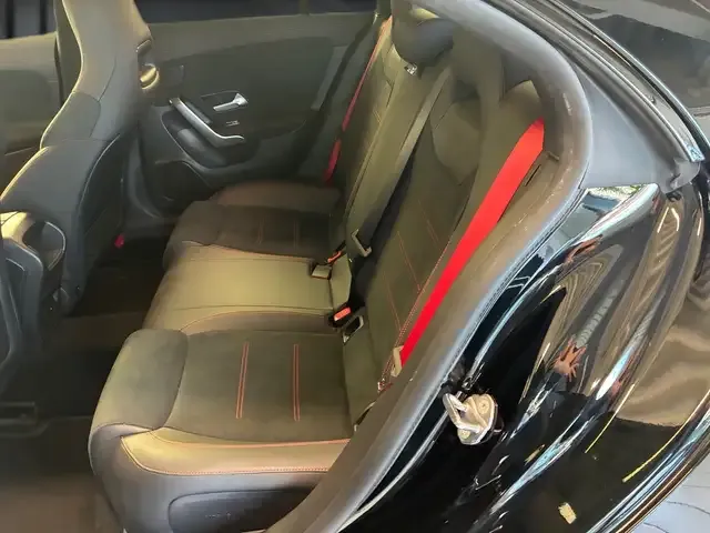 Mercedes-Benz CLA 45 AMG