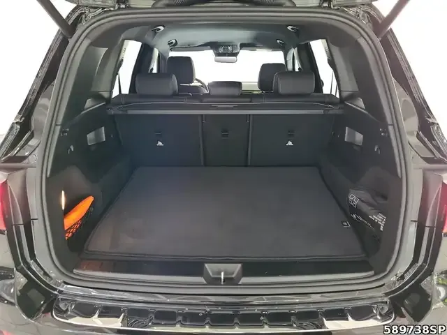 Mercedes-Benz GLB 220
