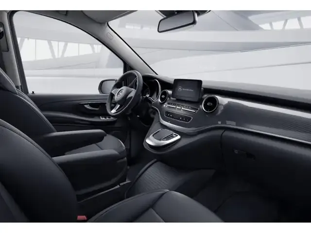 Mercedes-Benz V 220