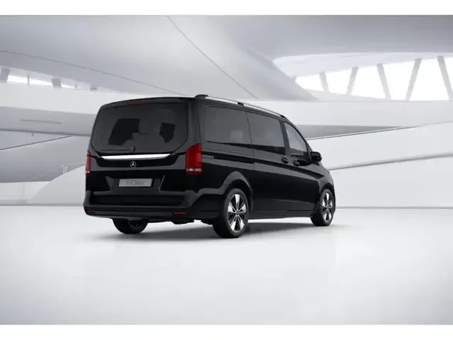 Mercedes-Benz V 220