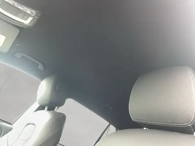 Mercedes-Benz EQB 300