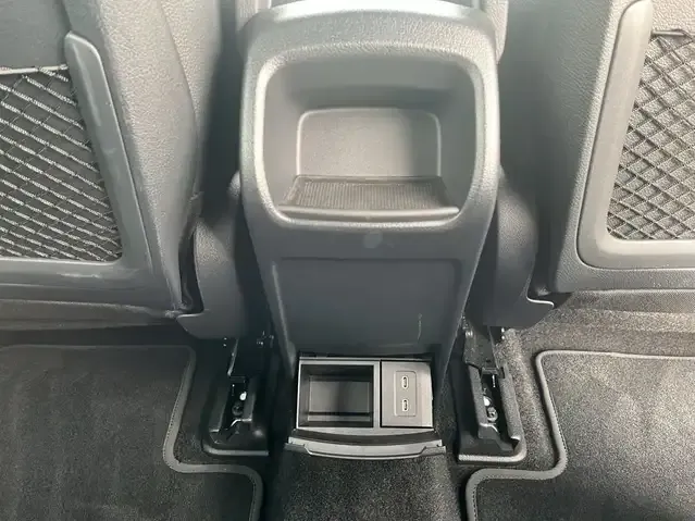 Mercedes-Benz EQB 300