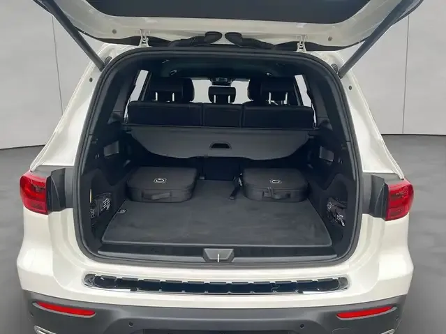 Mercedes-Benz EQB 300