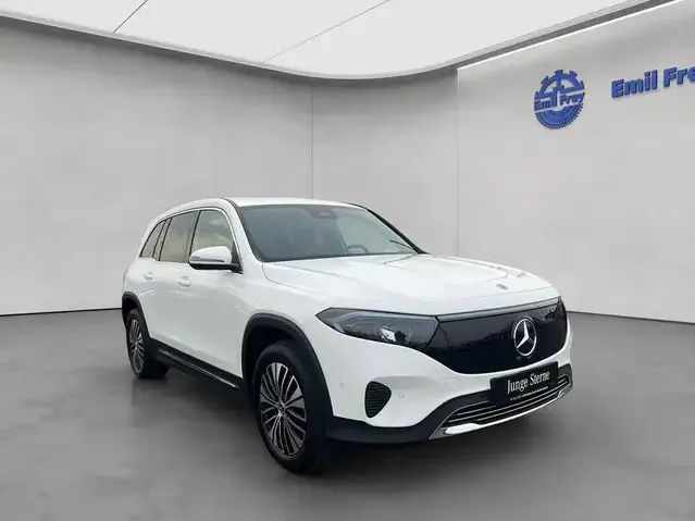 Mercedes-Benz EQB 300
