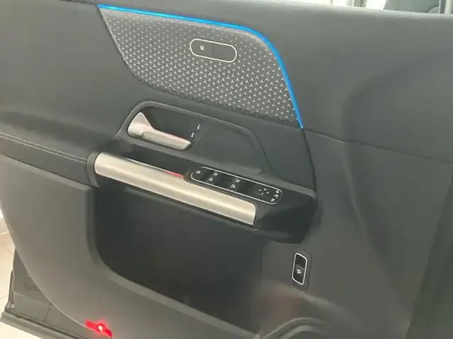 Mercedes-Benz GLA 180