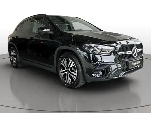 Mercedes-Benz GLA 180