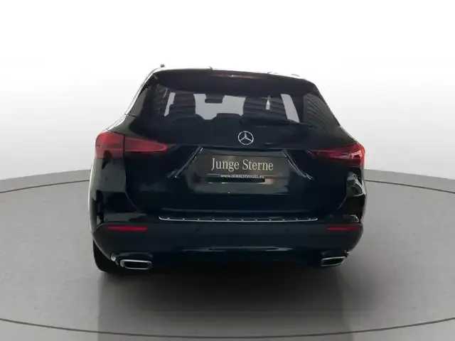 Mercedes-Benz GLA 180