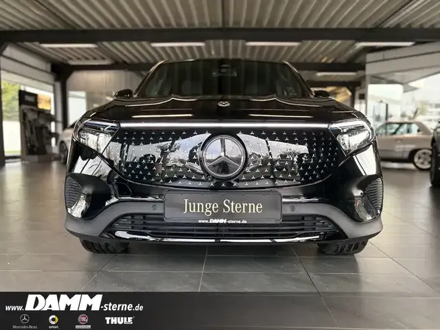 Mercedes-Benz EQB 300