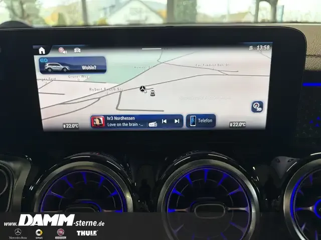 Mercedes-Benz EQB 300