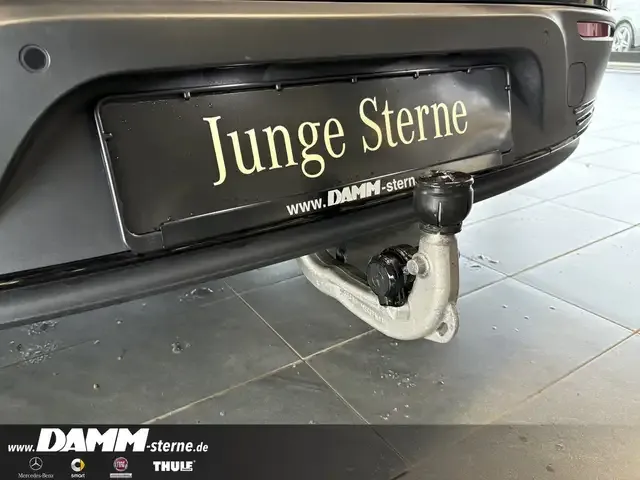 Mercedes-Benz EQB 300