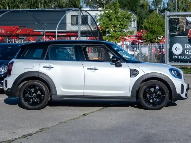 MINI Cooper Countryman