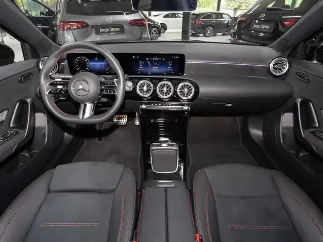 Mercedes-Benz A 180